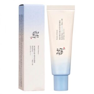 product-8809782555508 واقي شمس خفيف للاستخدام اليومي، مناسب لروتين العناية بالبشرة ويوفر لمسة مريحة بدون ثقل.
